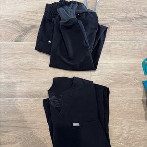Figs Black Scrubs